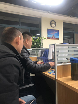 礦用空壓機(jī)在線監(jiān)控系統(tǒng) 廣眾技術(shù)人員加班做方案