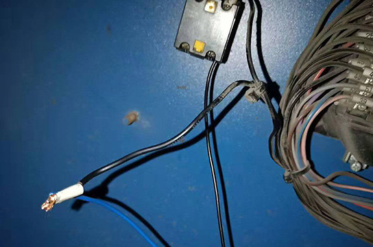 儲(chǔ)氣罐超溫保護(hù)裝置控制線如何接線 鄭州廣眾圖例解說(shuō)