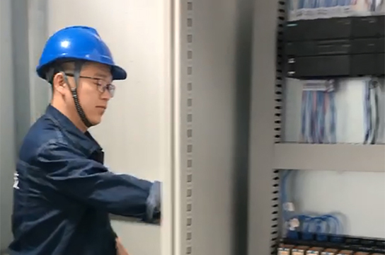 廣眾空壓機(jī)遠(yuǎn)程控制系統(tǒng)無人值守安裝安全帽戴起來