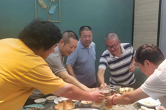 有朋自遠(yuǎn)方來：歡迎客戶來鄭州廣眾科技洽談業(yè)務(wù)