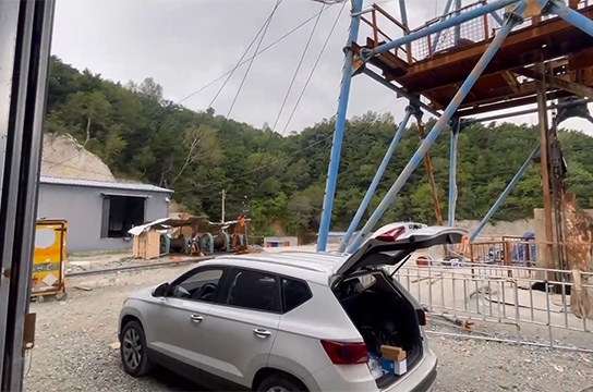 鄭州廣眾技術(shù)人員馬家溝鐵礦安裝空壓機斷油綜合保護裝置