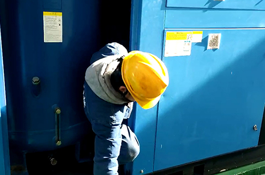 空壓機斷油情況出現(xiàn)的原因有哪些